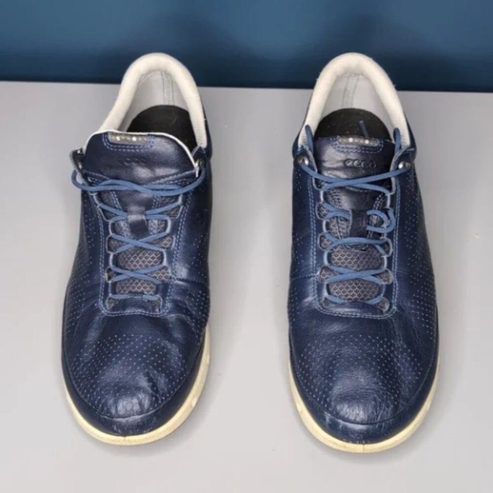 ECCO Women's Size 9 Navy Yak Perforated Leather Gore-Tex Surround Lace Up Shoes